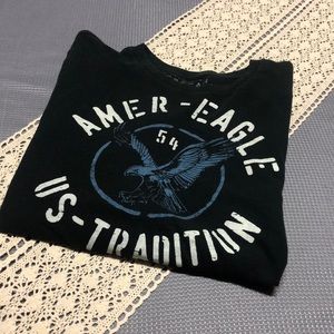 Men’s American Eagle long sleeve tee